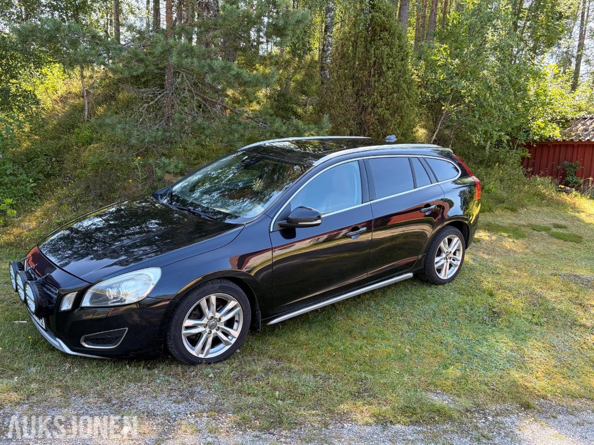 2012 Volvo V60 D2 115hk, Cruisekontroll, Kupevarmer, Skinnseter