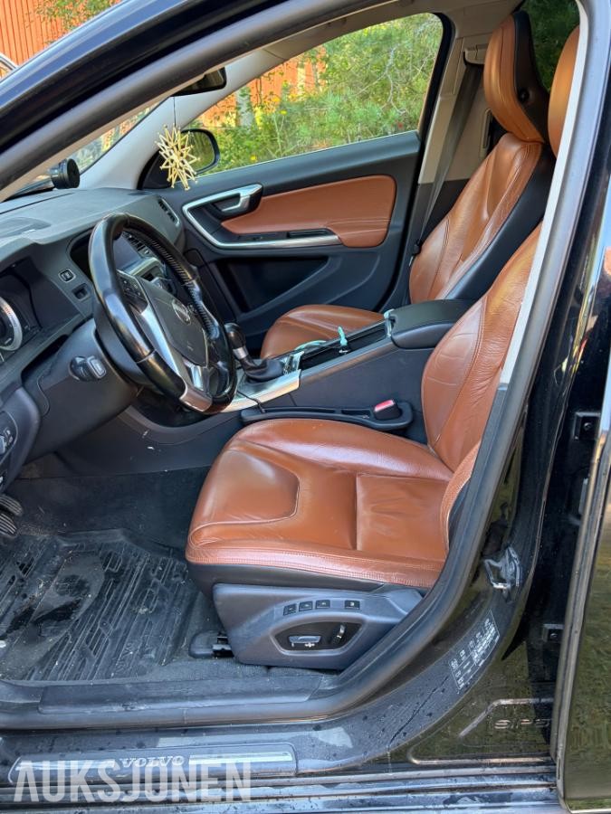 2012 Volvo V60 D2 115hk, Cruisekontroll, Kupevarmer, Skinnseter