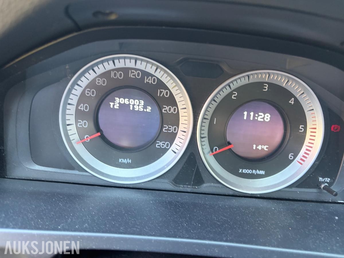 2012 Volvo V60 D2 115hk, Cruisekontroll, Kupevarmer, Skinnseter