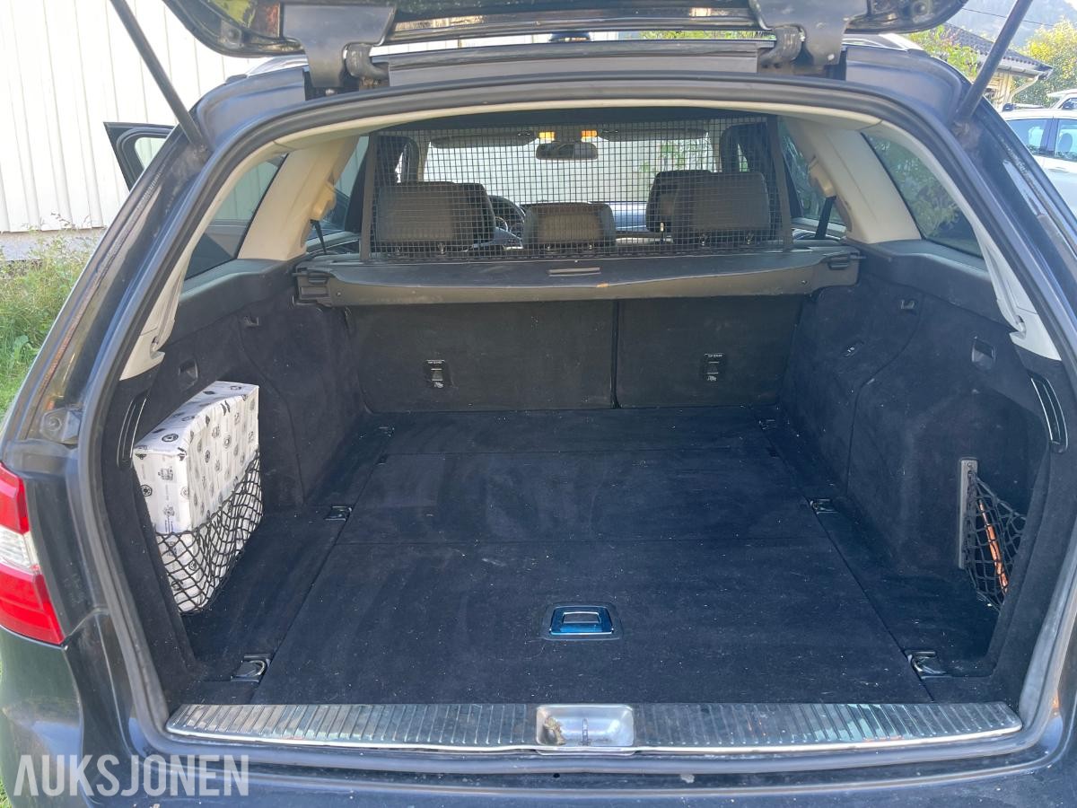2011 Mercedes-Benz E200 CDI 2.1 136hk automat cruisekontroll skinn s+v dekk
