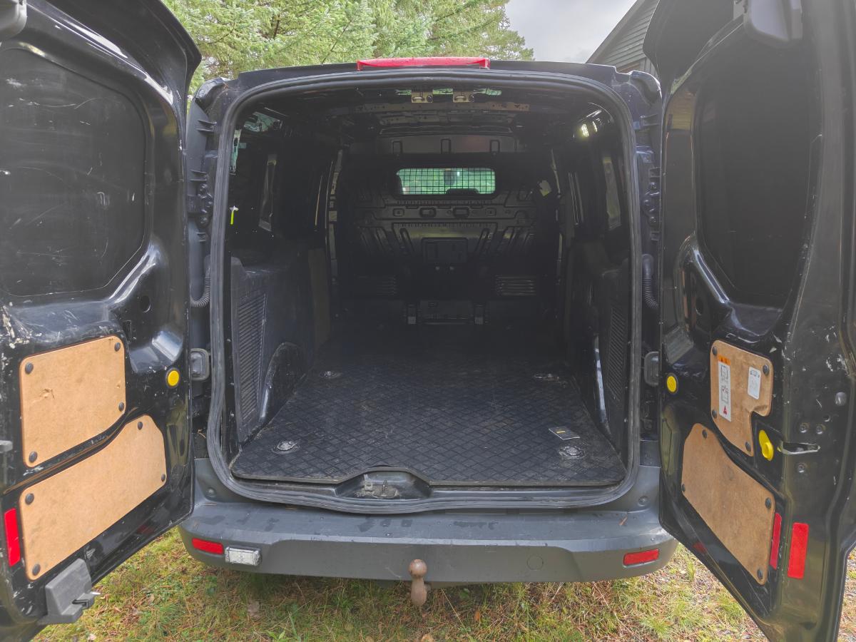 2015 Ford Transit Connect 1.6 Diesel, Lang utgave, Hengerfeste, Reparasjonsobjekt