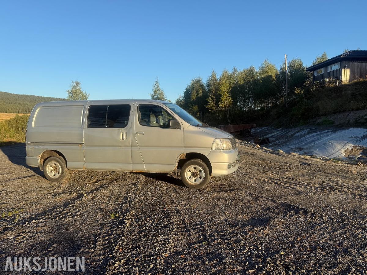 2007 Toyota HiAce 2.5 Diesel 117hk 4WD 