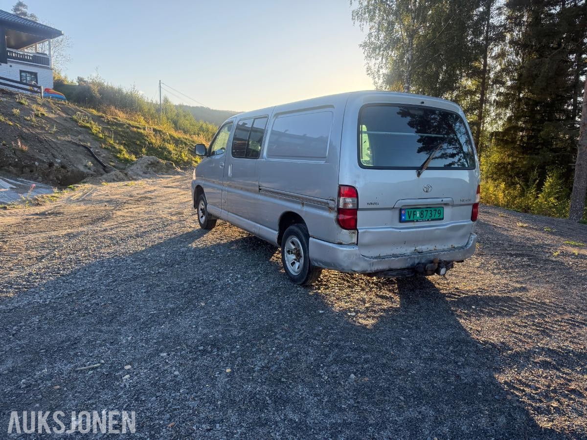 2007 Toyota HiAce 2.5 Diesel 117hk 4WD 