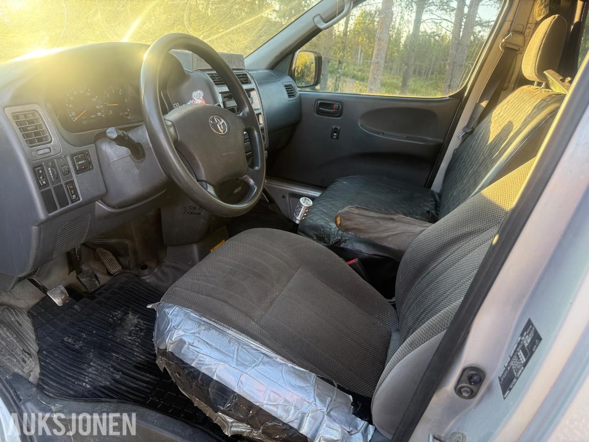 2007 Toyota HiAce 2.5 Diesel 117hk 4WD 
