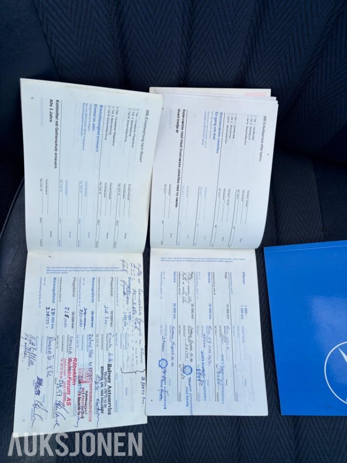 1981 Mercedes-Benz W123 hengerfeste soltak eu ok 08.2031         