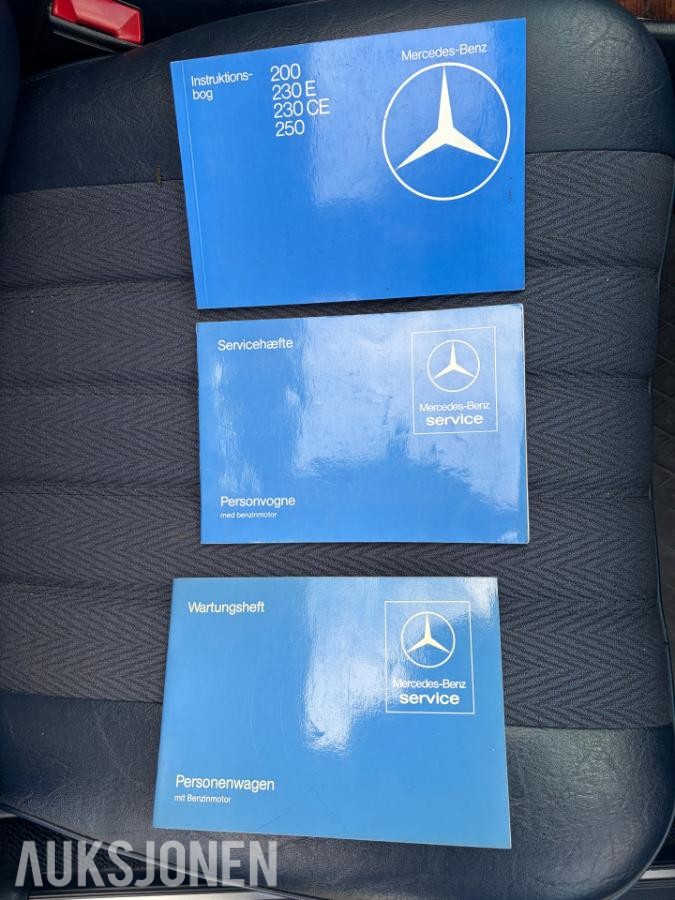 1981 Mercedes-Benz W123 hengerfeste soltak eu ok 08.2031         