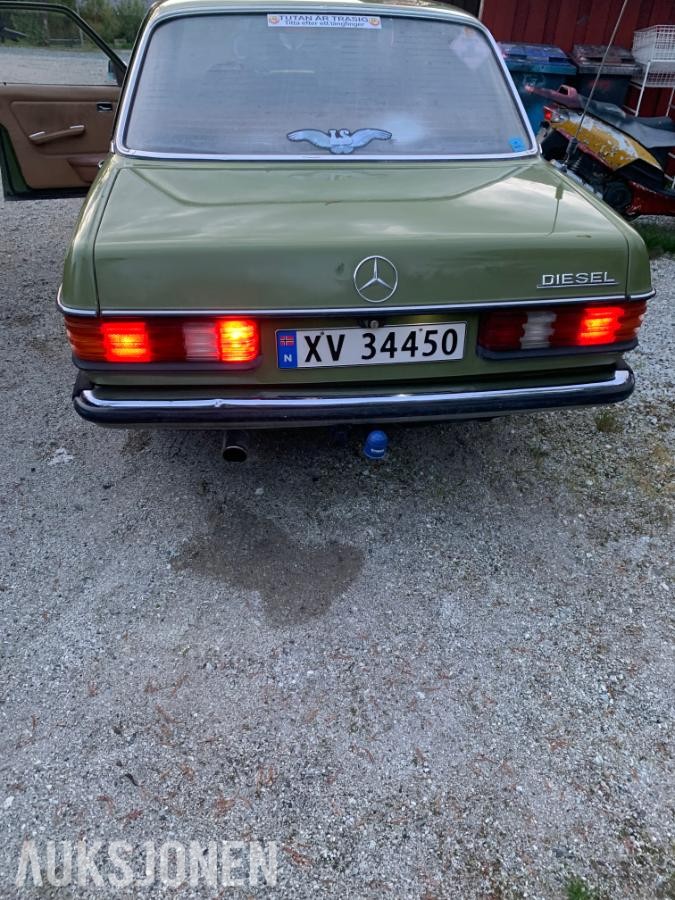 1982 Mercedes-Benz E-Klasse 2.4 eu ok 08.2028 653300km