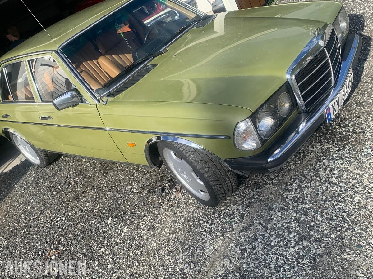 1982 Mercedes-Benz E-Klasse 2.4 eu ok 08.2028 653300km