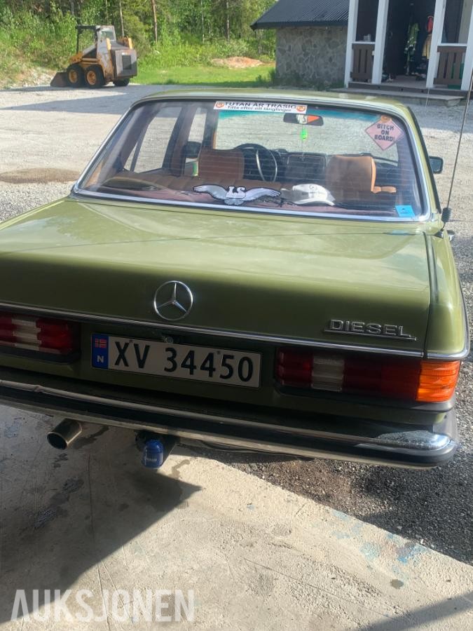 1982 Mercedes-Benz E-Klasse 2.4 eu ok 08.2028 653300km