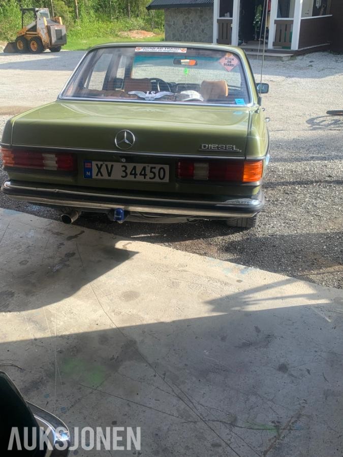 1982 Mercedes-Benz E-Klasse 2.4 eu ok 08.2028 653300km