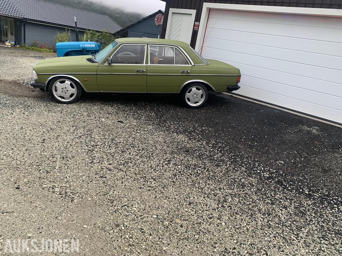 1982 Mercedes-Benz E-Klasse 2.4 eu ok 08.2028 653300km