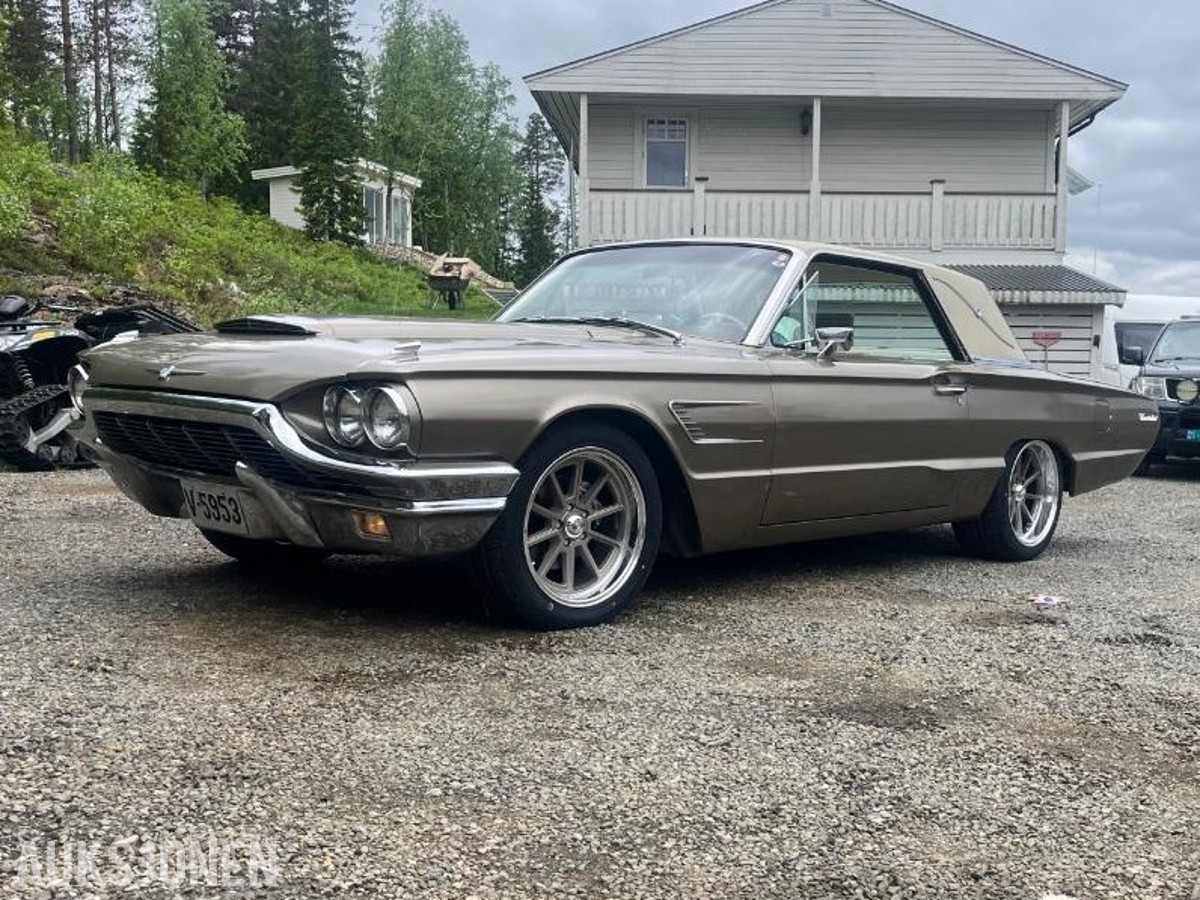 1965 Ford Thunderbird Landuo, EU OK TIL 06.2028