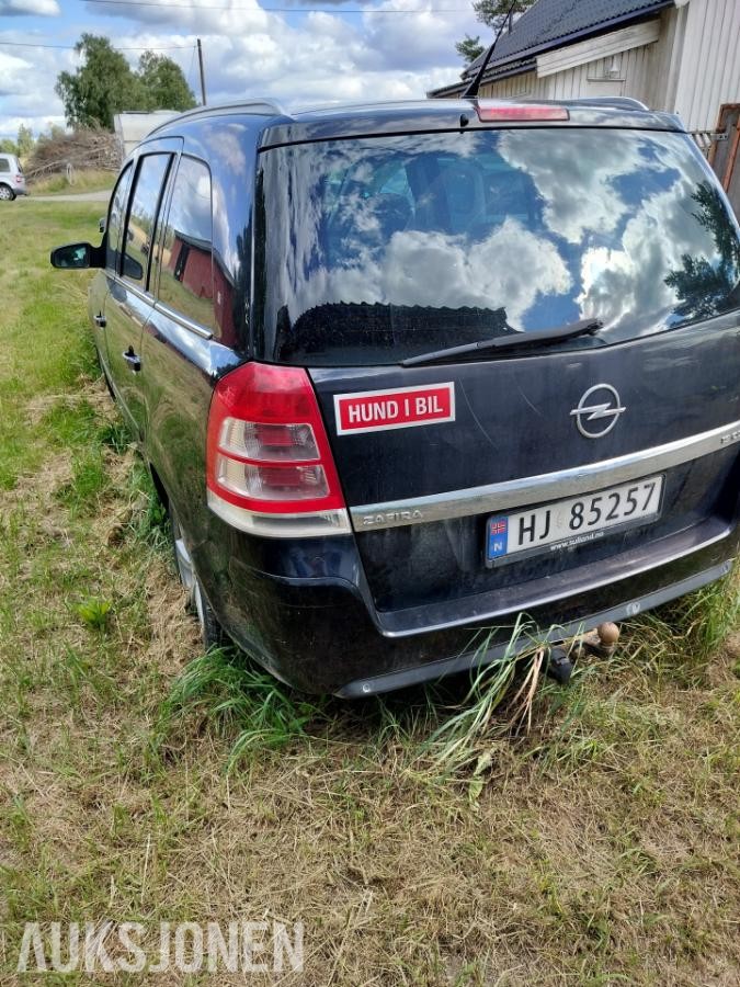 2009 Opel Zafira 1.9 120hk automat hengerfeste