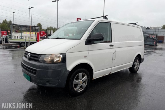 2012 Volkswagen Transporter T5 2.0 TDI 102HK Hengerfeste, EU ok til 03.2027