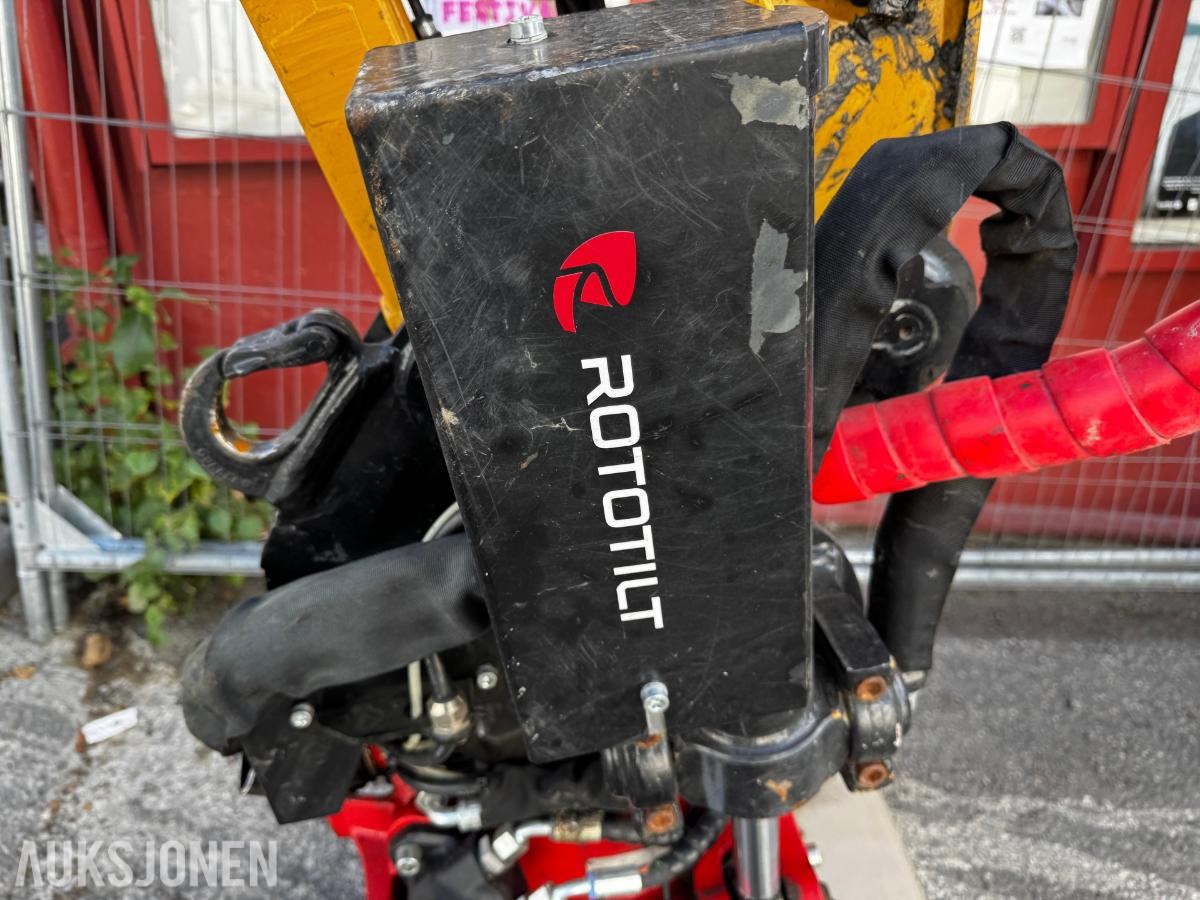 2025 Cat 305 CR Gravemaskin med Rototilt og 2 skuffer