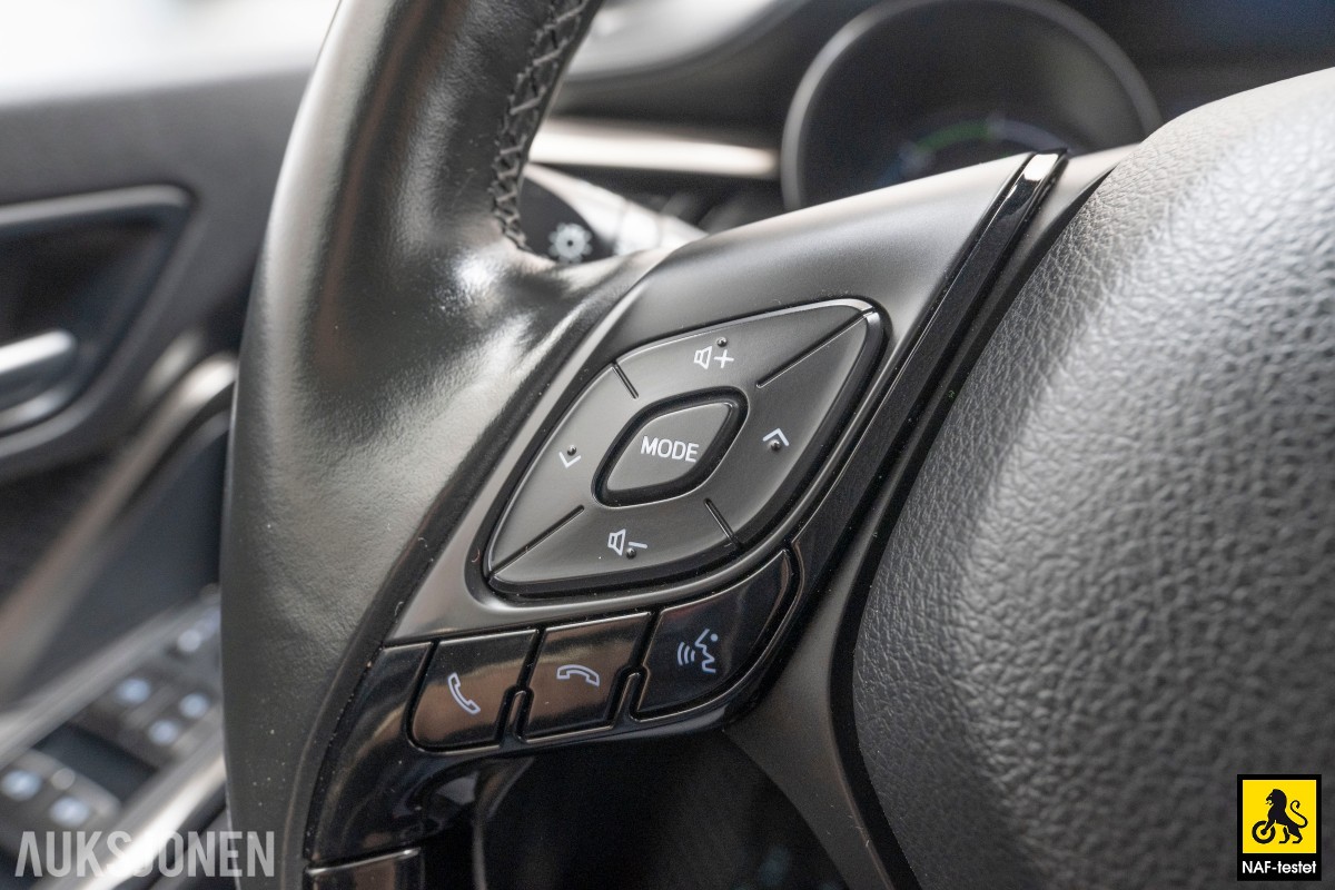 2018 Toyota C-HR 122 HK HYBRID AUT ACC LED KAMERA