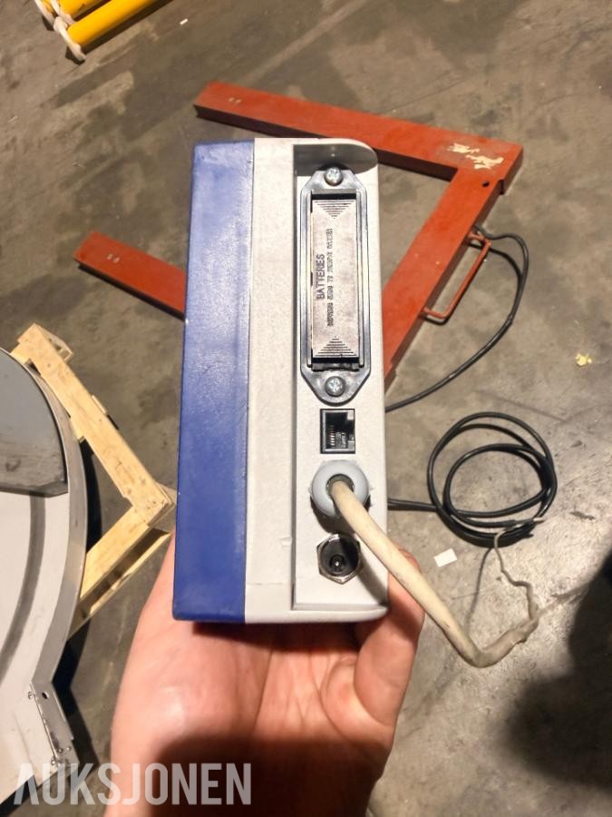 Scale it Pallevekt 2000 kg / Dini Argeo DFWL.LG