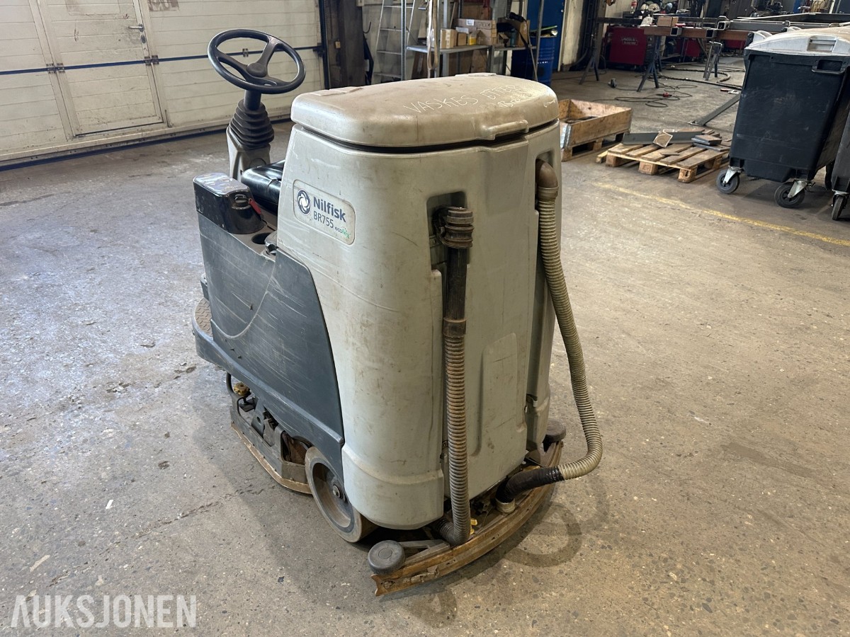 Nilfisk BR755C gulvvaskemaskin, 1 180 t