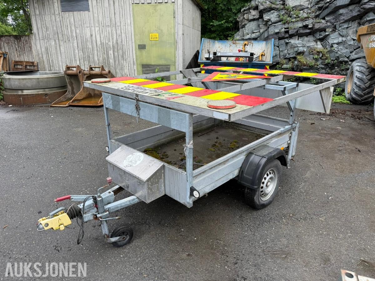 Skilt henger/ Varselhenger med lys