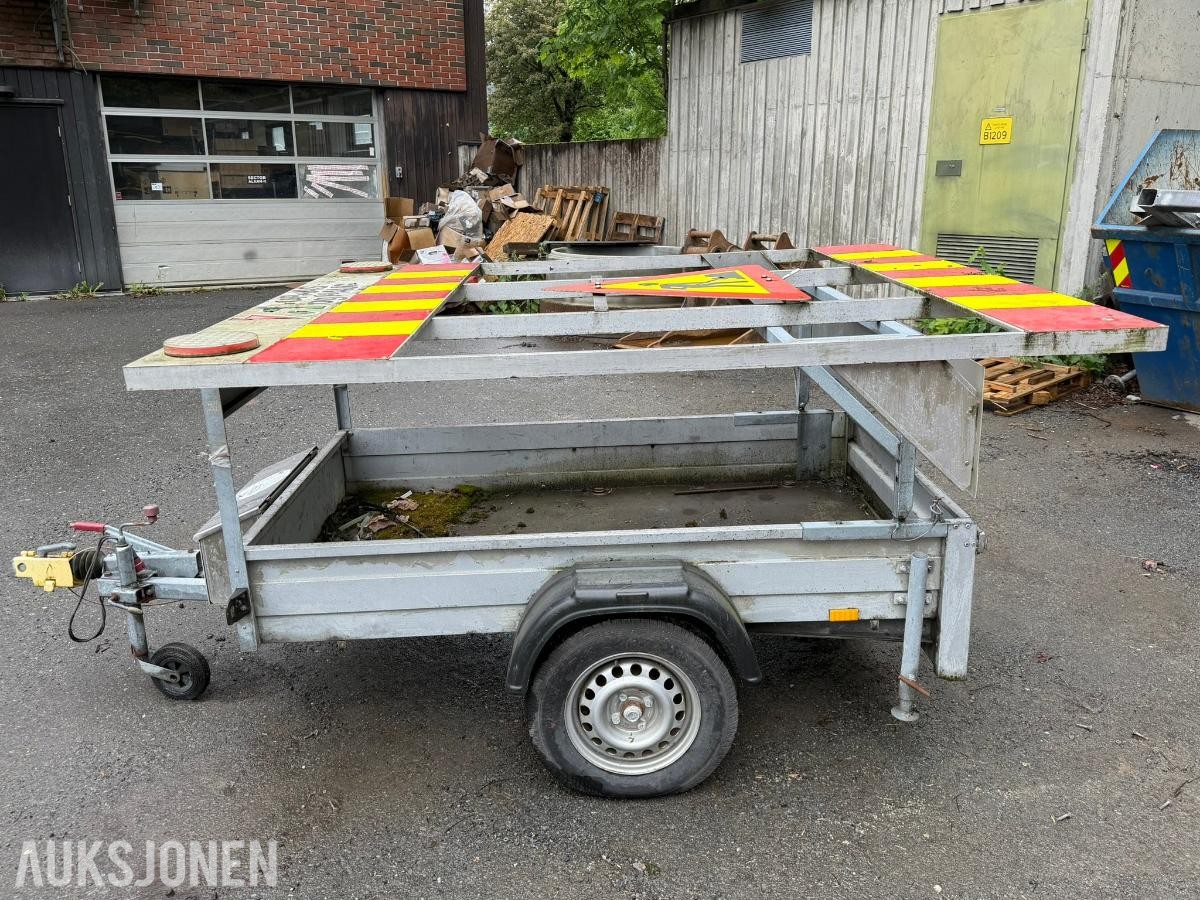 Skilt henger/ Varselhenger med lys
