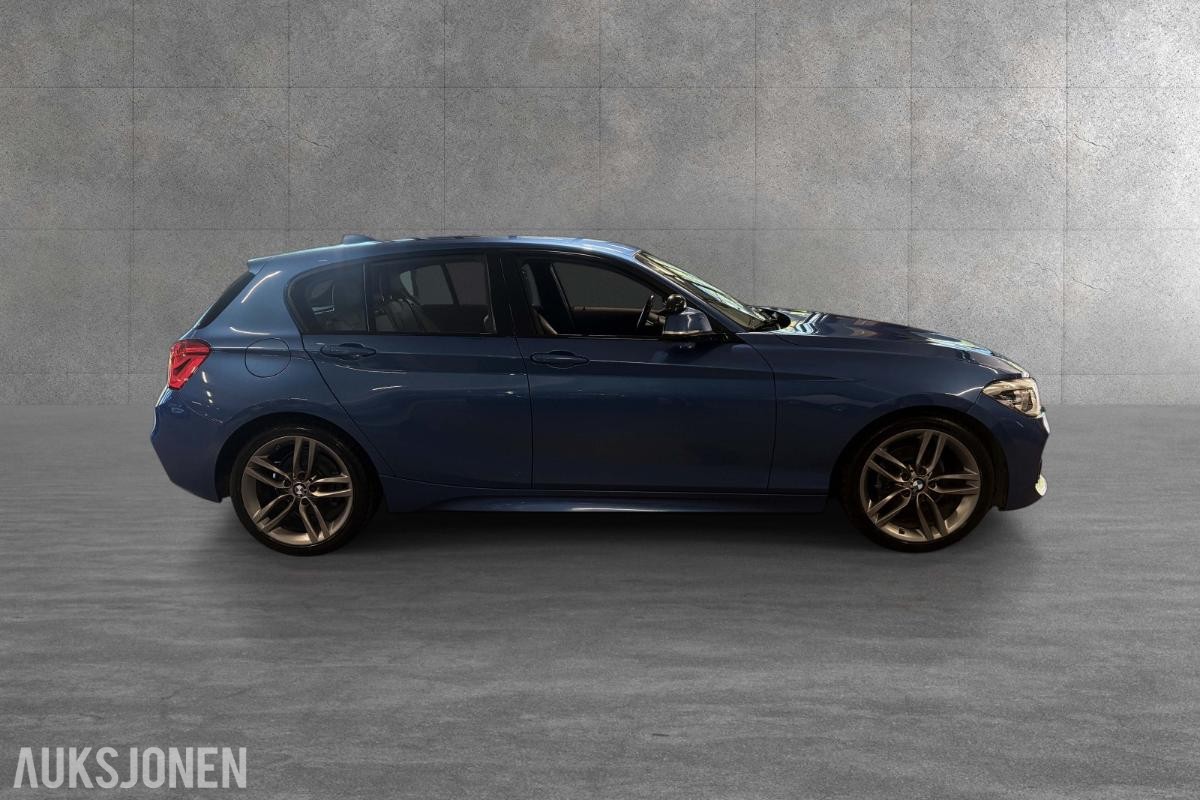 2017 BMW 118i M SPORT MANUELL KJØRESKOLEBIL HENGERFESTE SKINN LED