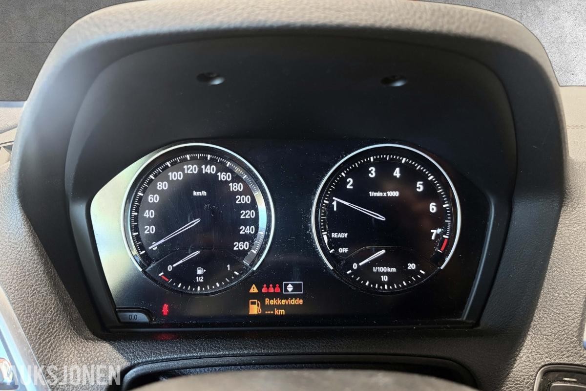 2017 BMW 118i M SPORT MANUELL KJØRESKOLEBIL HENGERFESTE SKINN LED