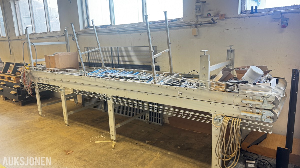 Q-System transportbånd og rullebane - Q-Transport Materiel - Ca 490 cm - Med kabelbrett og styreboks