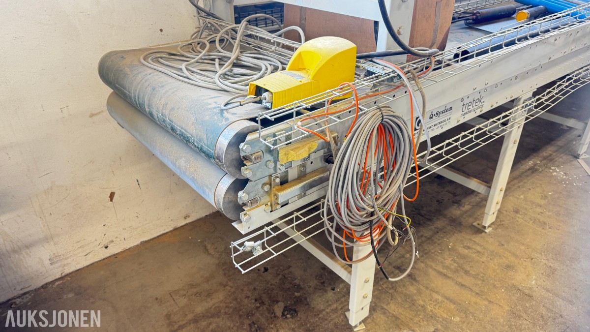 Q-System transportbånd og rullebane - Q-Transport Materiel - Ca 490 cm - Med kabelbrett og styreboks