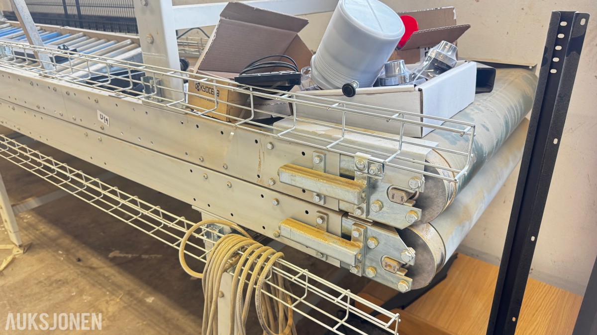Q-System transportbånd og rullebane - Q-Transport Materiel - Ca 490 cm - Med kabelbrett og styreboks