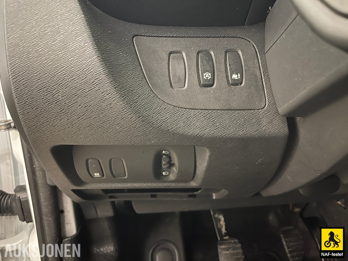 2018 Renault KANGOO 1.5 D 90 HK HENGERFESTE AC 3-SETER