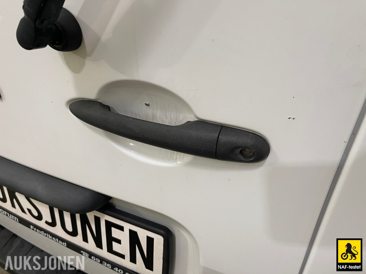 2018 Renault KANGOO 1.5 D 90 HK HENGERFESTE AC 3-SETER