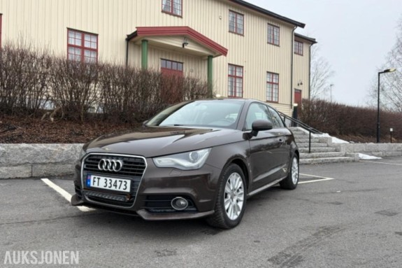 2011 Audi A1 1.6 105hk cruisekontroll s+v dekk  eu ok 03.2028 