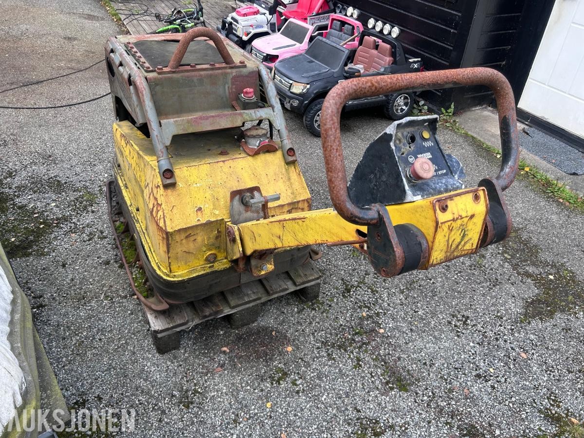 2010 Wacker Neuson DPU 100-70LE Vibroplate