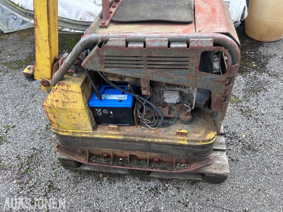 2010 Wacker Neuson DPU 100-70LE Vibroplate