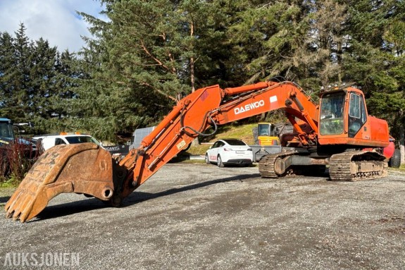 1999 Daewoo SL220LC-V - BELTEMASKIN - S70 - GJERSTAD GRAVESKUFF - 9.477 TIMER