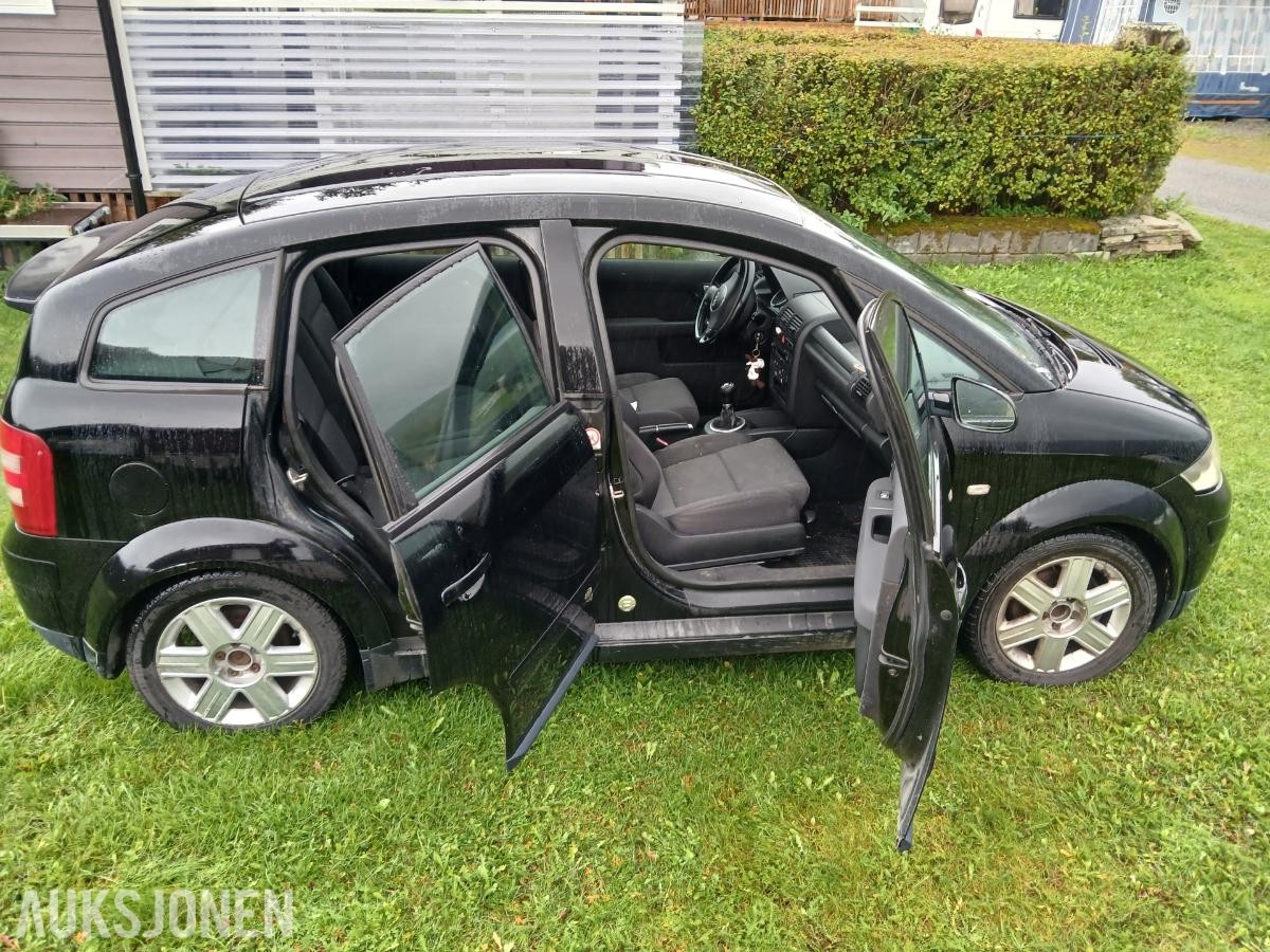 2003 Audi A2 1.4 75hk manuell motorvarmer