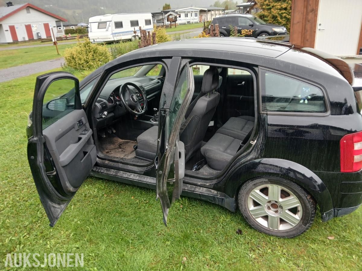 2003 Audi A2 1.4 75hk manuell motorvarmer
