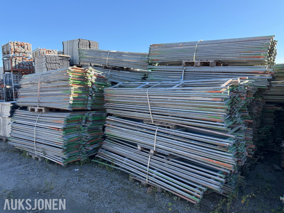 Stillaspakke på ca. 56 m2 // 9,15x5,5/7,5 