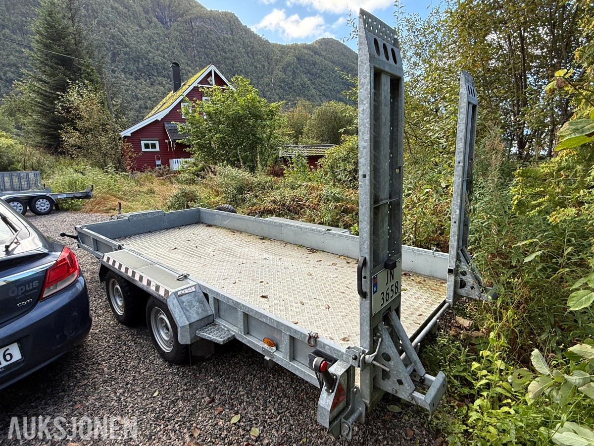 2021 Nugent P4318H maskinhengar - 3 500 kg totalvekt