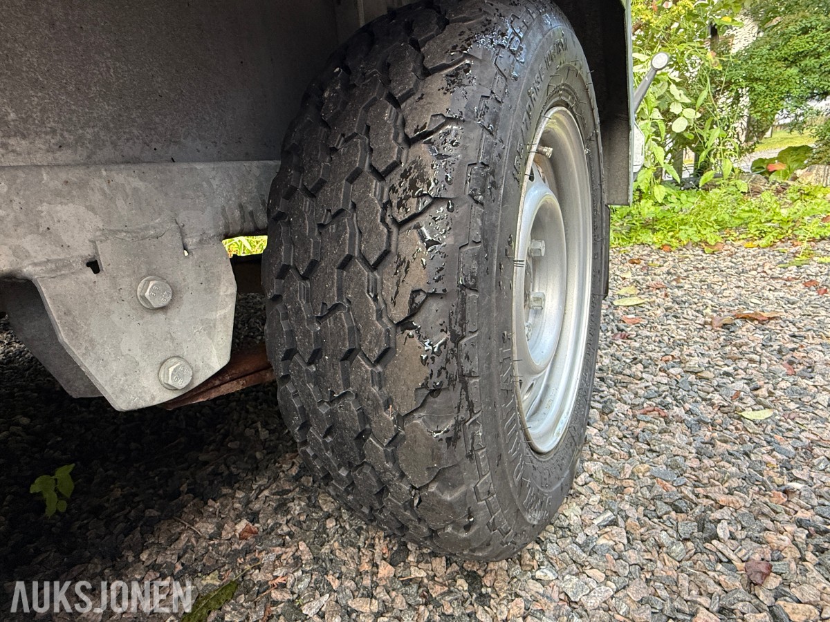 2021 Nugent P4318H maskinhengar - 3 500 kg totalvekt