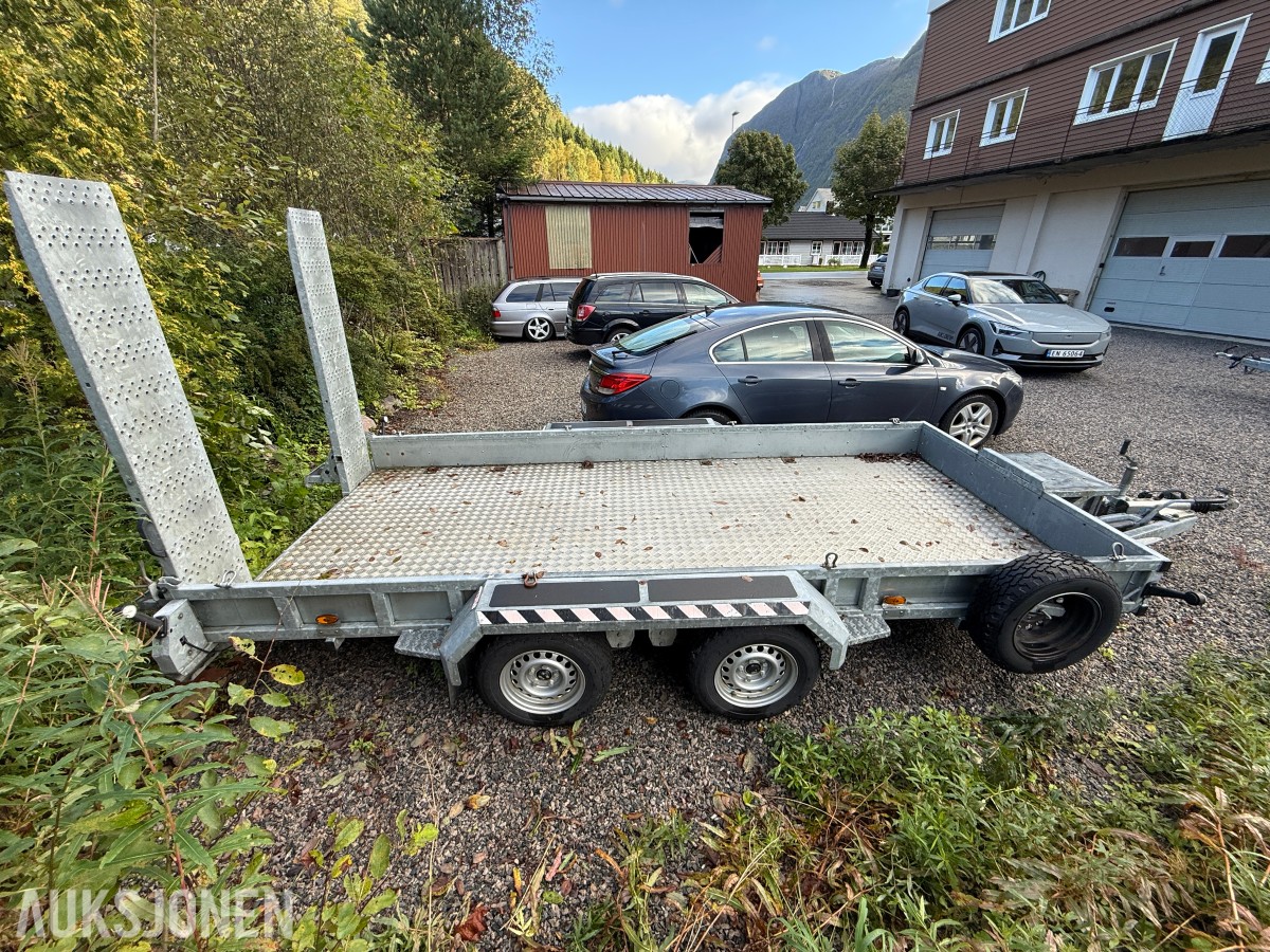 2021 Nugent P4318H maskinhengar - 3 500 kg totalvekt