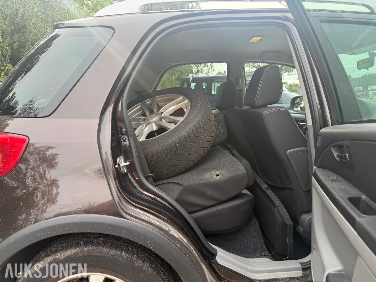 2014 Suzuki SX4 1.6-120 4X4, 185511km.