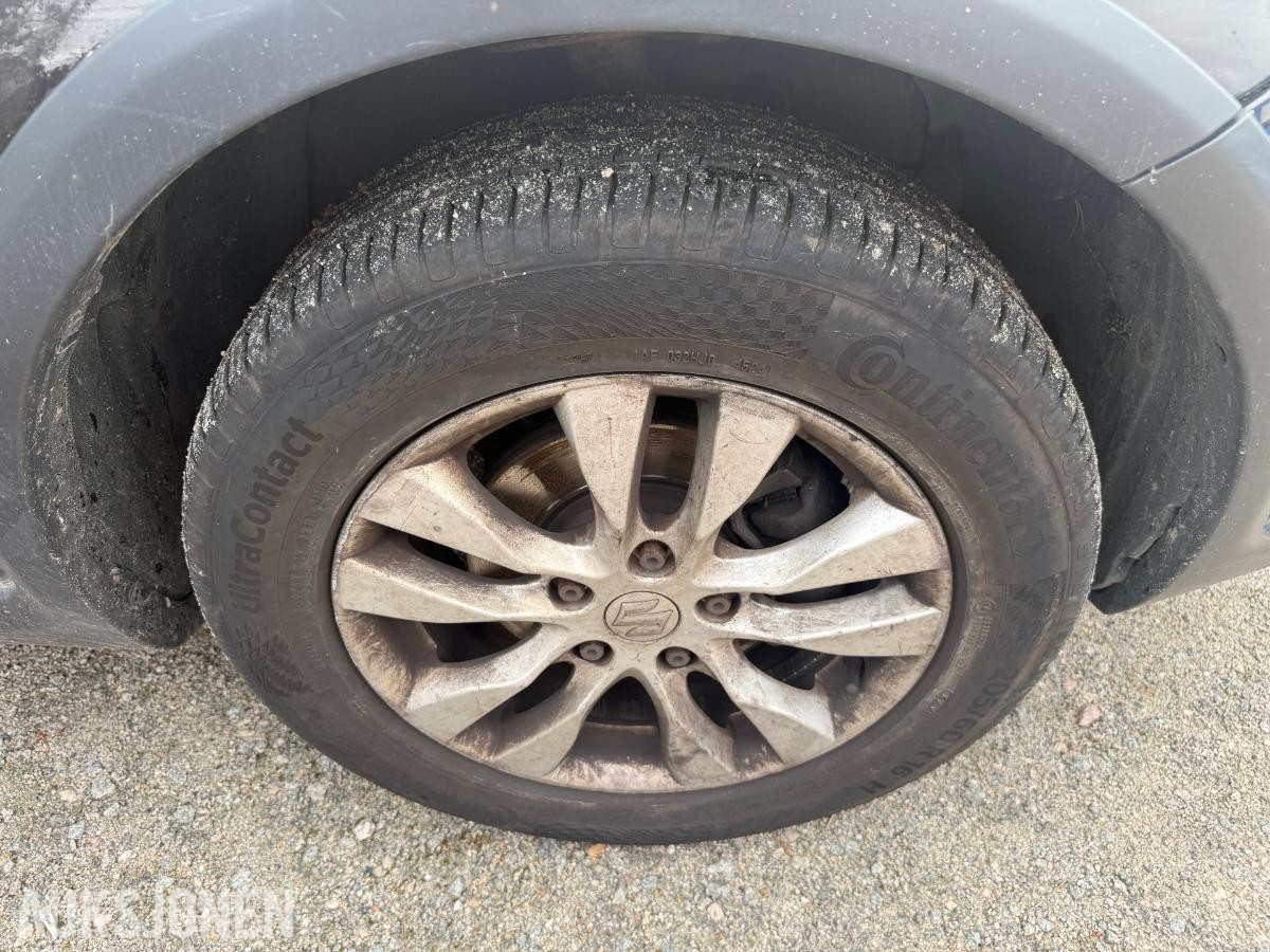 2014 Suzuki SX4 1.6-120 4X4, 185511km.
