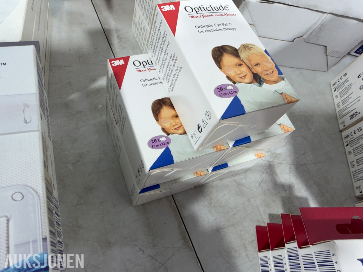 Parti med bandasjemateriell, plaster og medisinsk forbruksmateriell