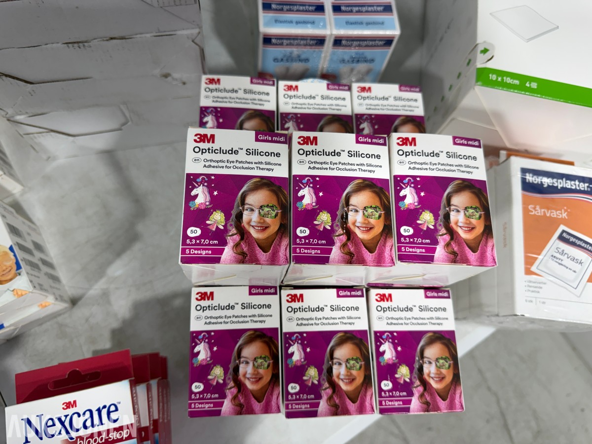 Parti med bandasjemateriell, plaster og medisinsk forbruksmateriell