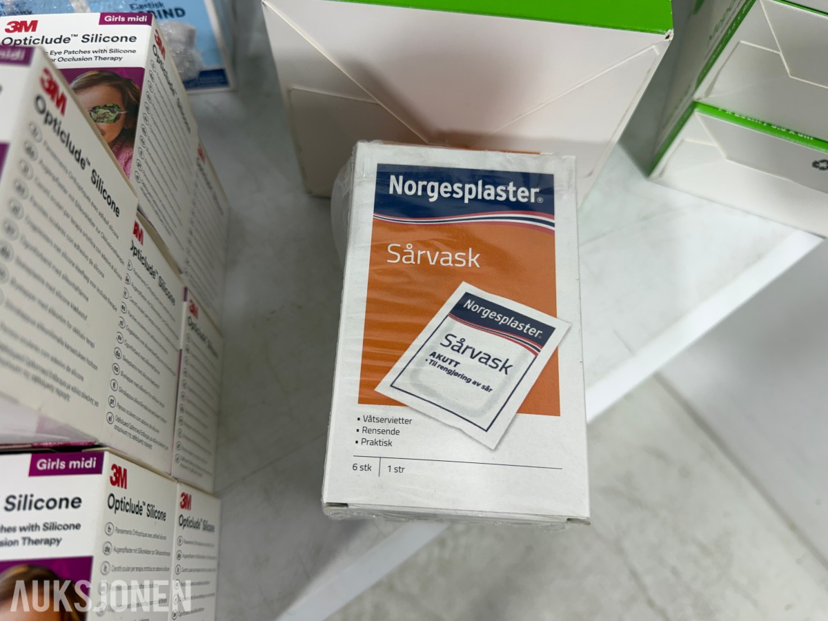 Parti med bandasjemateriell, plaster og medisinsk forbruksmateriell
