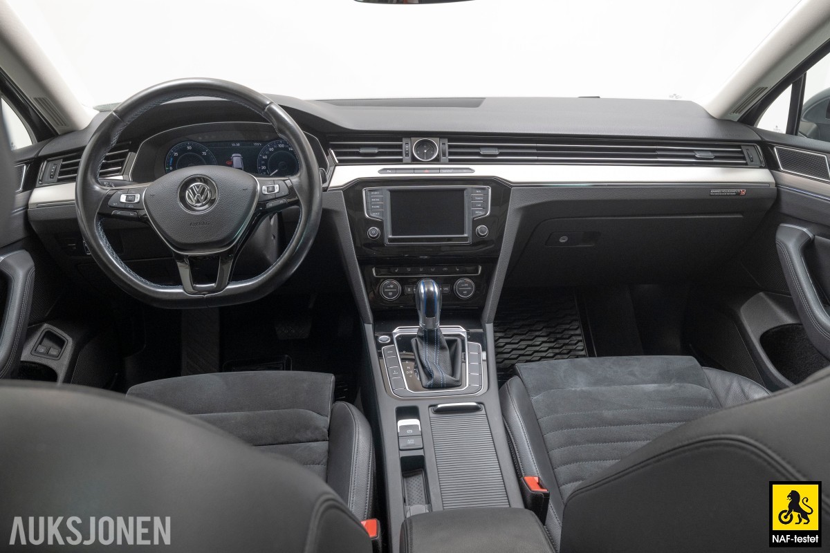 2017 Volkswagen Passat GTE HENGERFESTE VARMER ADAPTIV CRUISE PANO KAMERA