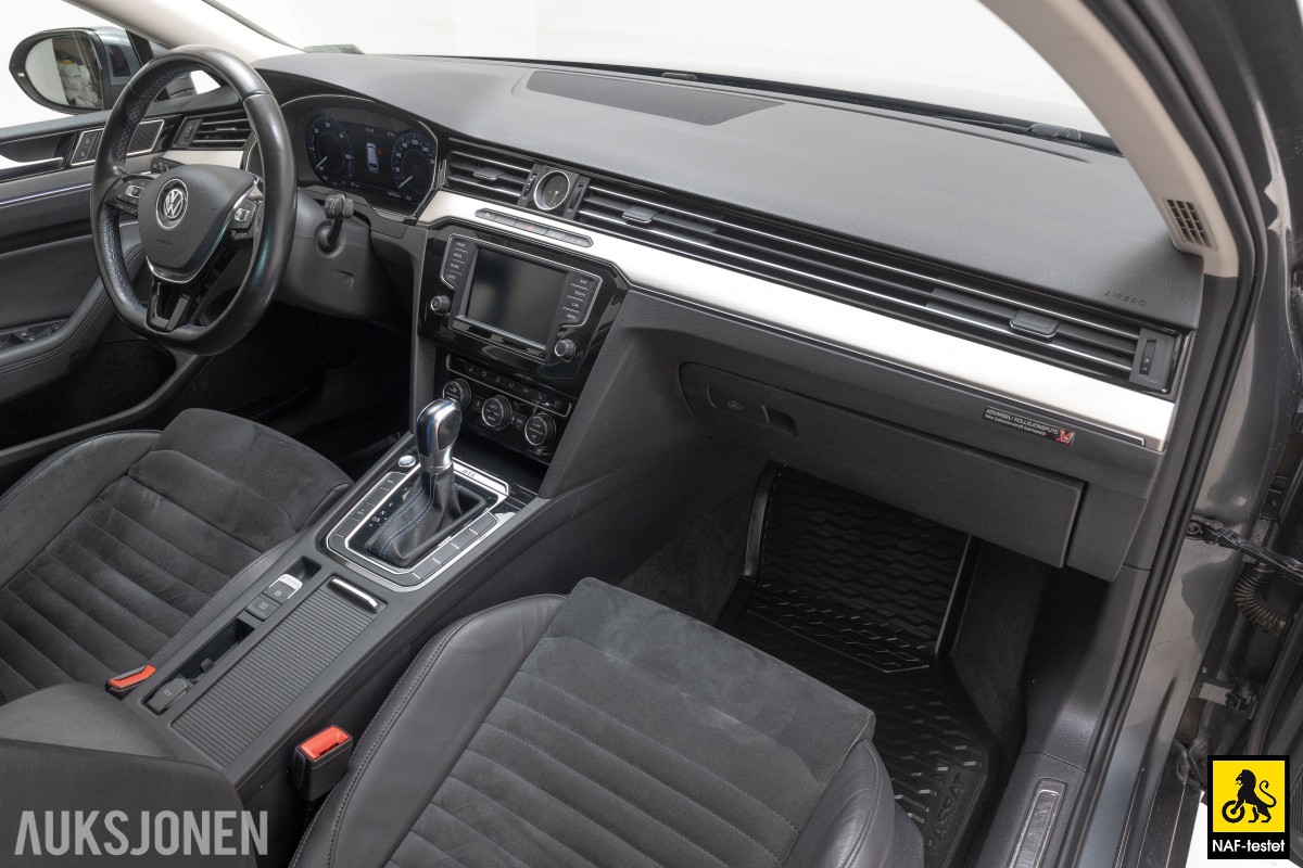 2017 Volkswagen Passat GTE HENGERFESTE VARMER ADAPTIV CRUISE PANO KAMERA