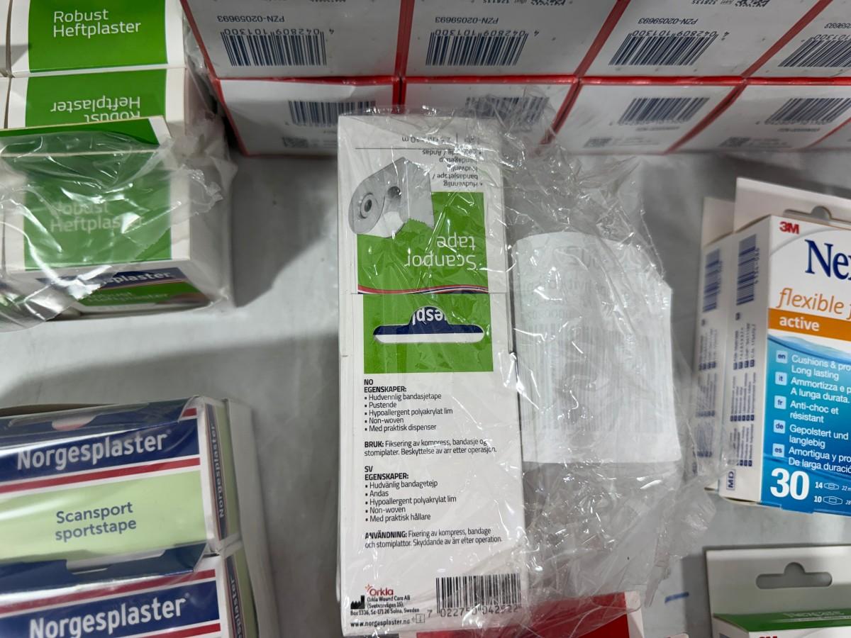 Stort parti med plaster, bandasjer og sårpleieprodukter fra Norgesplaster, 3M Nexcare, Mölnlycke m.fl.