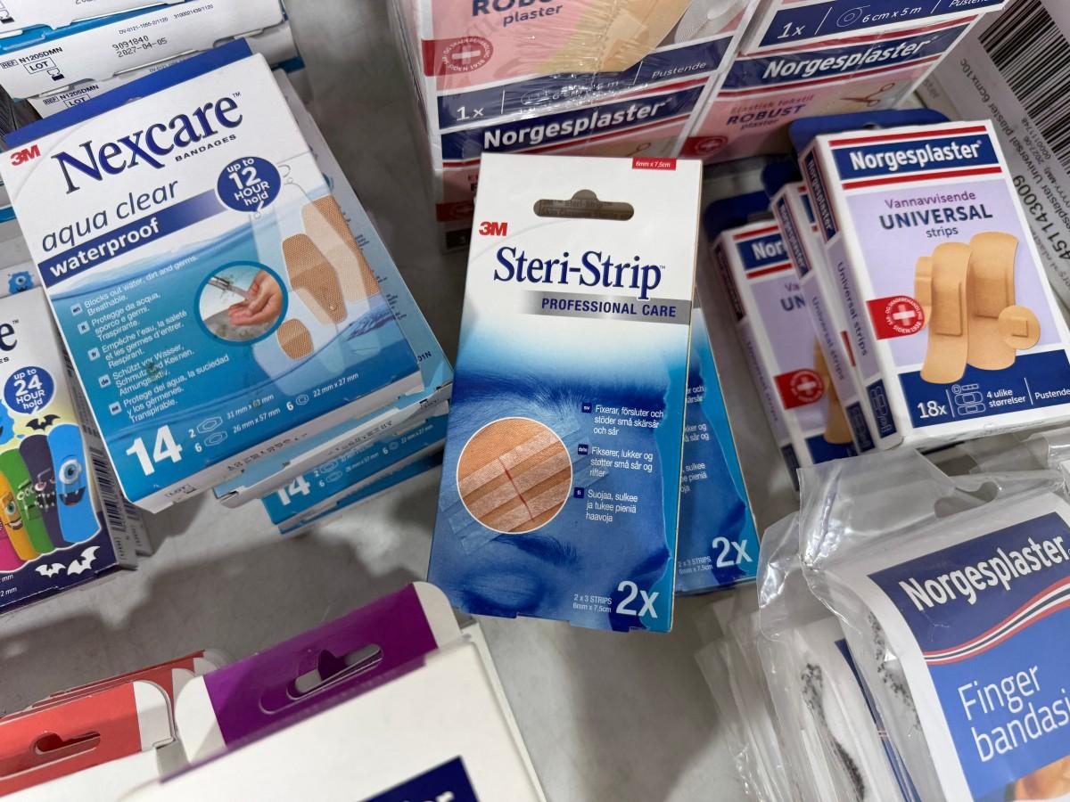 Stort parti med plaster, bandasjer og sårpleieprodukter fra Norgesplaster, 3M Nexcare, Mölnlycke m.fl.